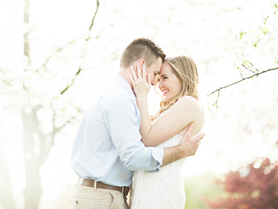 candid-engagement-photos_cover